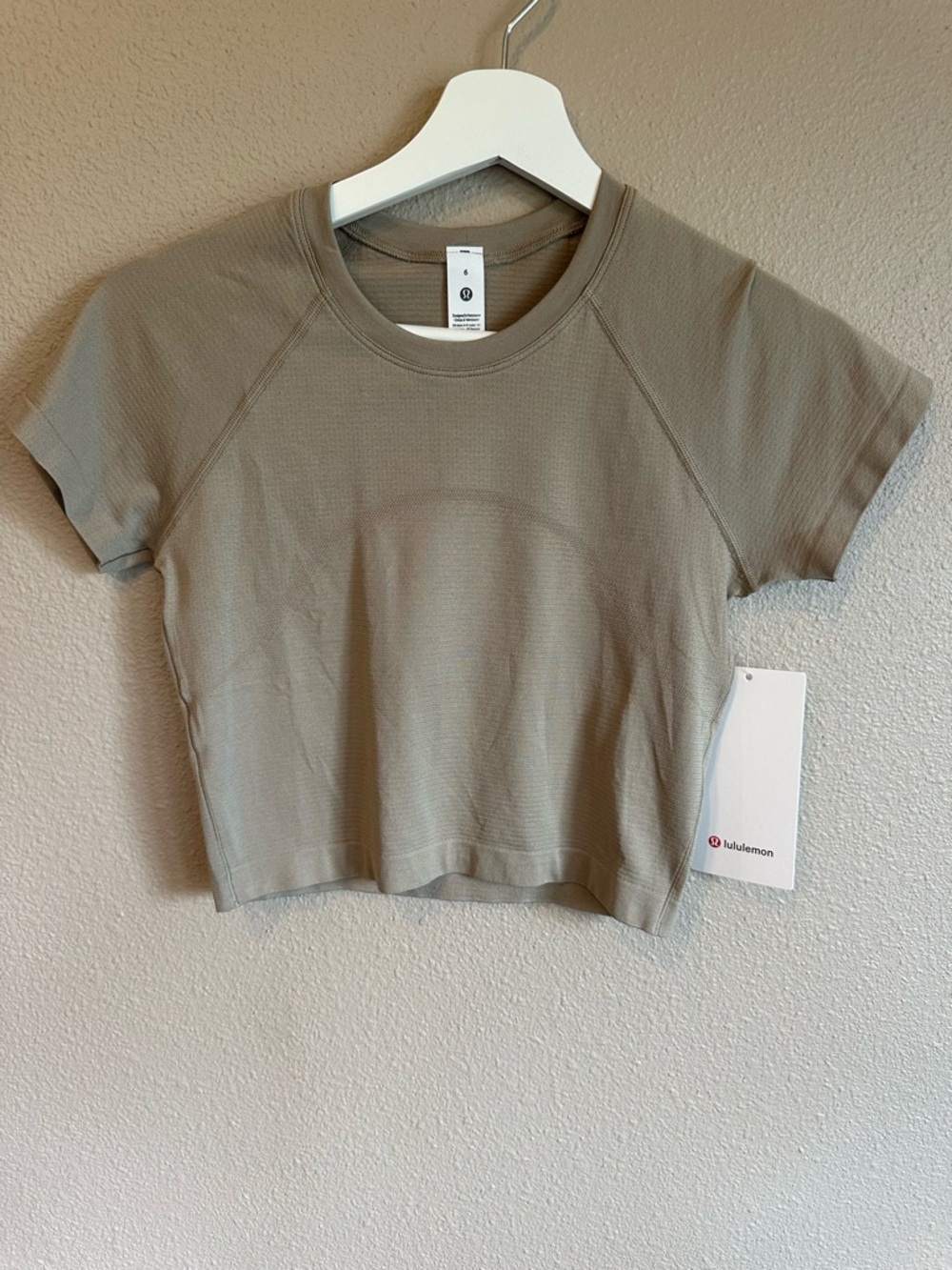 lululemon Swiftly Tech Cropped Shot Sleeve 2.0